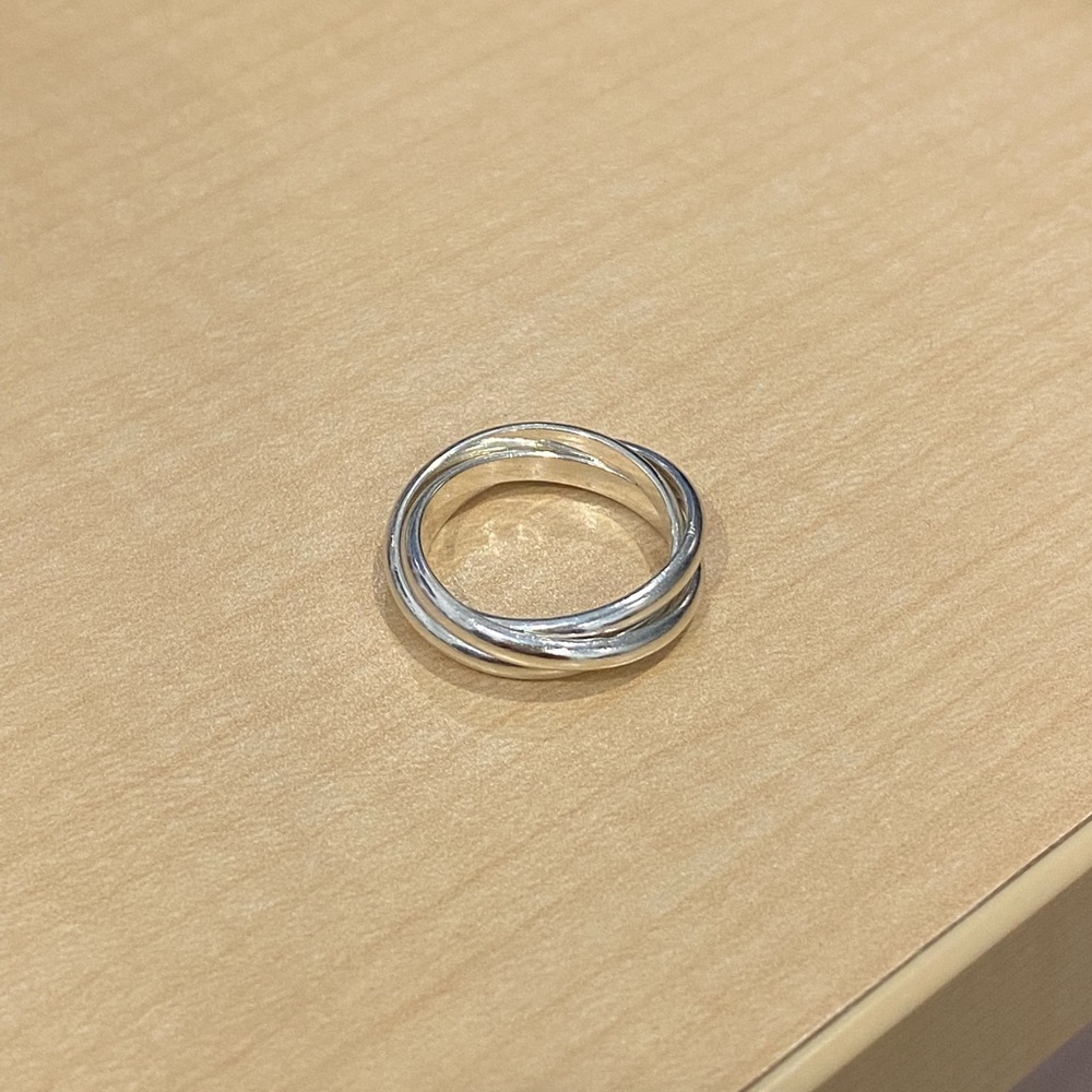 Argentium sterling silver rolling ring